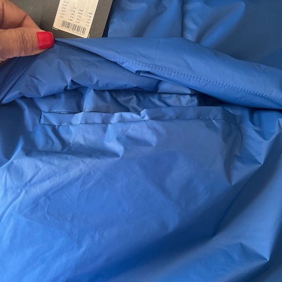 RAINS FUSE ANORAK IN WAVES UNISEX SZ MEDIUM NWT PUFFY PULLOVER RAINCOAT - Picture 5 of 7